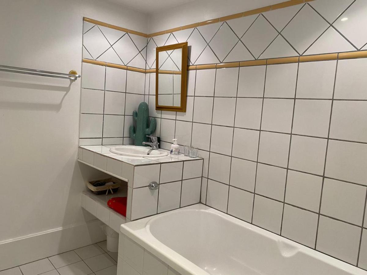 Le Pigeonnier De Saint-Loup Bed And Breakfast 외부 사진
